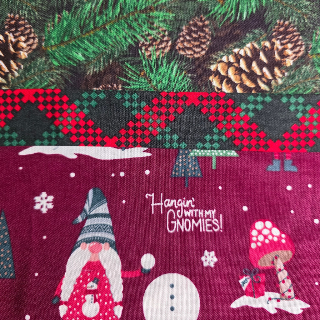 Christmas Pillowcases – 100% Cotton Holiday Pillow Covers for a Cozy Festive Bedroom